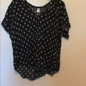 Old Navy flower shirt